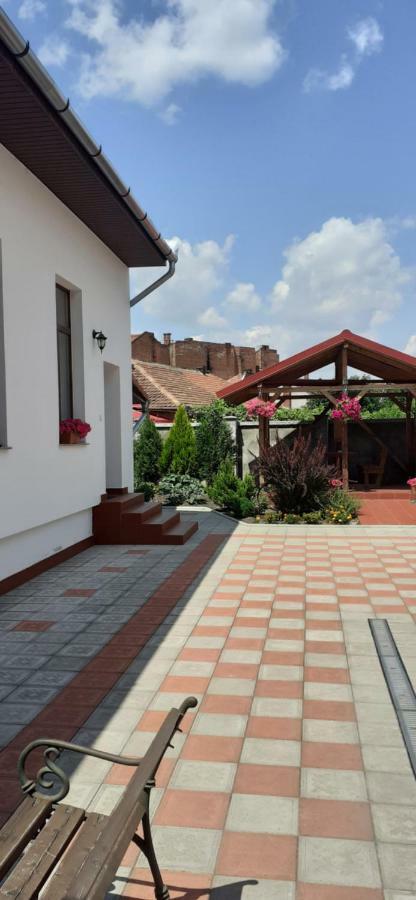 La Principessa Hotel Oradea Buitenkant foto